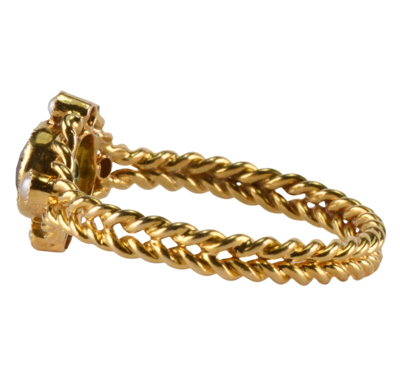 Edwardian 15k Gold, Peridot & Pearl Barley Twist Ring