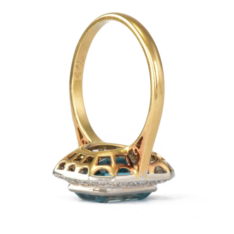 Vintage 18k Gold Blue Zircon & Diamond Ring